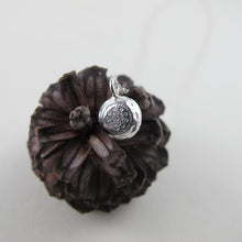 Load image into Gallery viewer, 1920's vintage button imprinted necklace - Swallow Jewellery