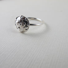 Load image into Gallery viewer, Vintage iris button imprinted ring - Swallow Jewellery