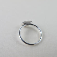 Load image into Gallery viewer, Mini seashell imprinted ring - Swallow Jewellery