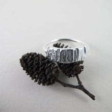 Load image into Gallery viewer, Arbutus bark imprinted ring from Galiano Island - Swallow Jewellery