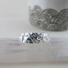 Load image into Gallery viewer, Seaweed imprinted ring from Dallas Road, Victoria - Swallow Jewellery